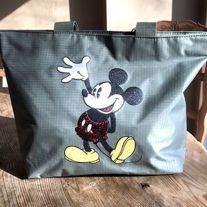 SALE!! Disney Mickey Mouse Nylon Zippered Tote Bag.   Discounted Shipping